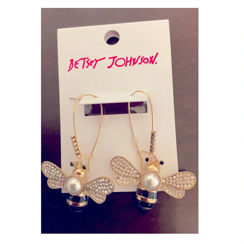 Betsey Johnson Bee Earrings NWT